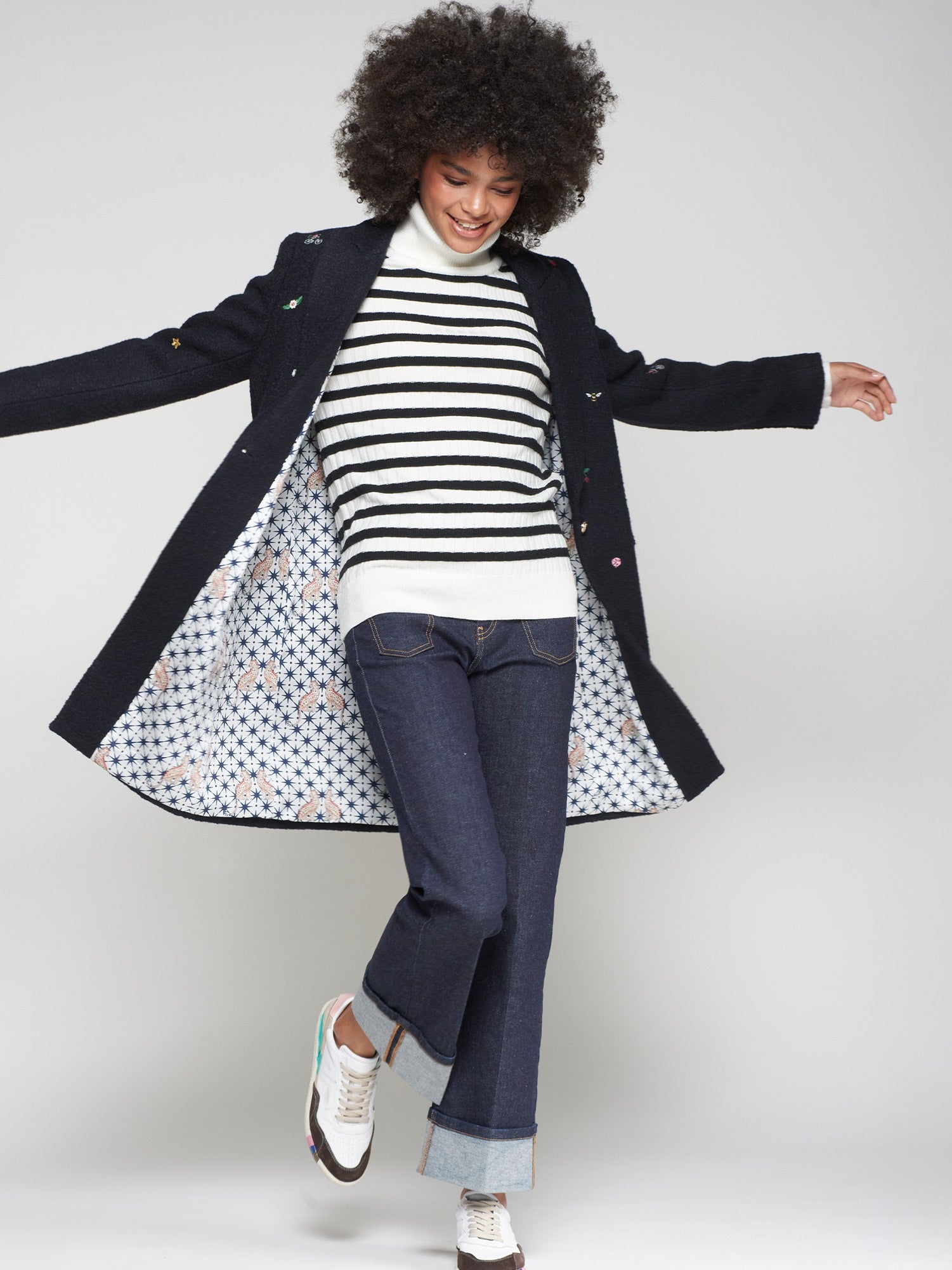 NAVY WOOL COAT MINI EMBROIDERY